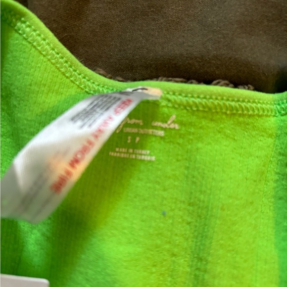 Cropped Neon top - Picture 2 of 2